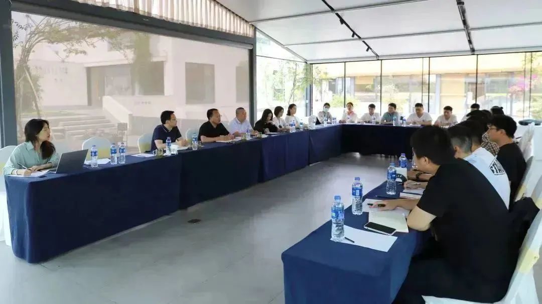 【調(diào)研進(jìn)行時(shí)】廣納群言 廣集民智  公司黨委副書記、總經(jīng)理徐文忠與公司青年代表開展專題調(diào)研座談